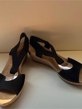 Rieker Womens Black Wedge Sandals Elastic Ankle Strap Silver Ring Size 8 US